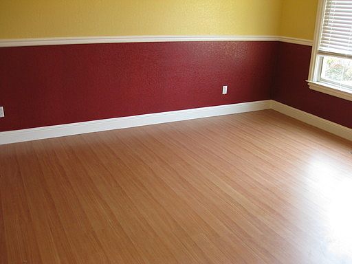 3rd image of 914 Rosewood Ct