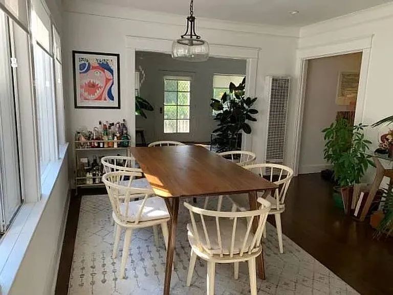 1188 N Mariposa Ave — Photo 4