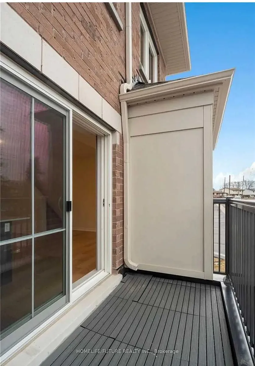 Building Photo - 485 Beresford Path #3