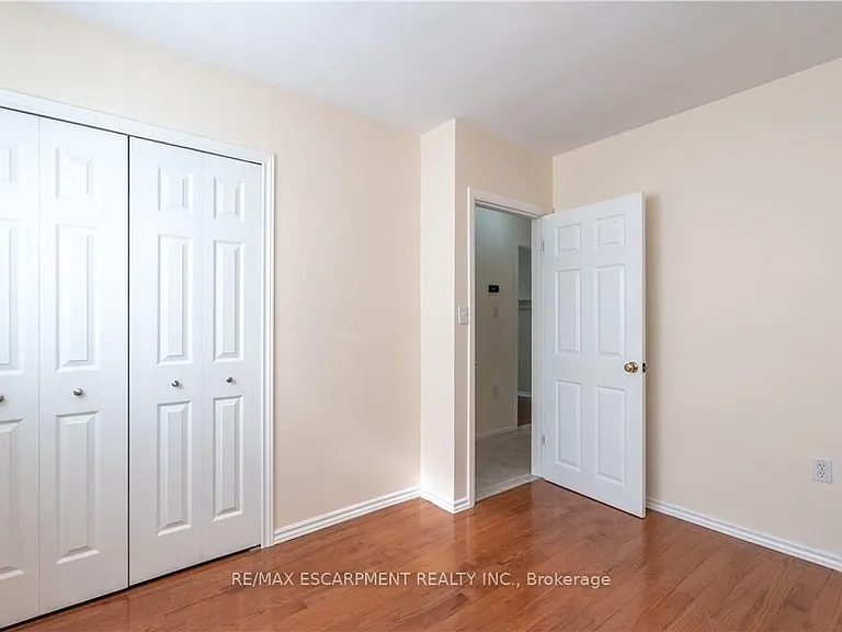 107 W 33rd St #1 — Photo 20