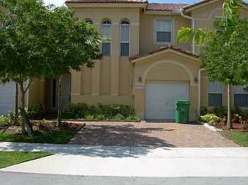 1st image of 13738 Kendale Lakes Dr