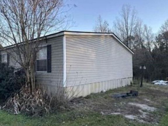 3rd image of 8725 Pinehaven Dr