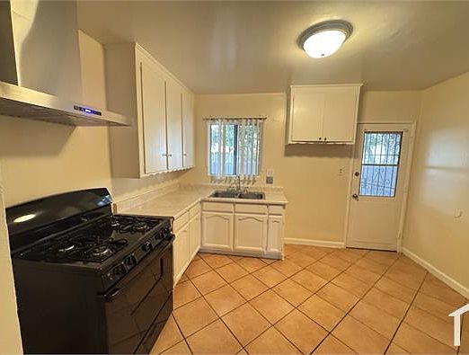 3rd image of 16449 S California Ave