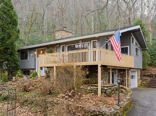 141 Ponderosa Dr, Swannanoa, NC 28778