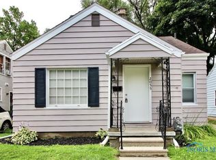 2055 Marlow Rd, Toledo, OH 43613