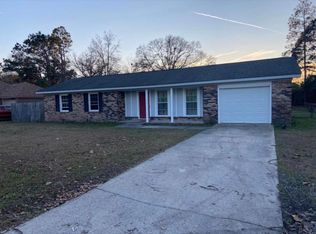 300 Longstreet St, Summerville, SC 29486