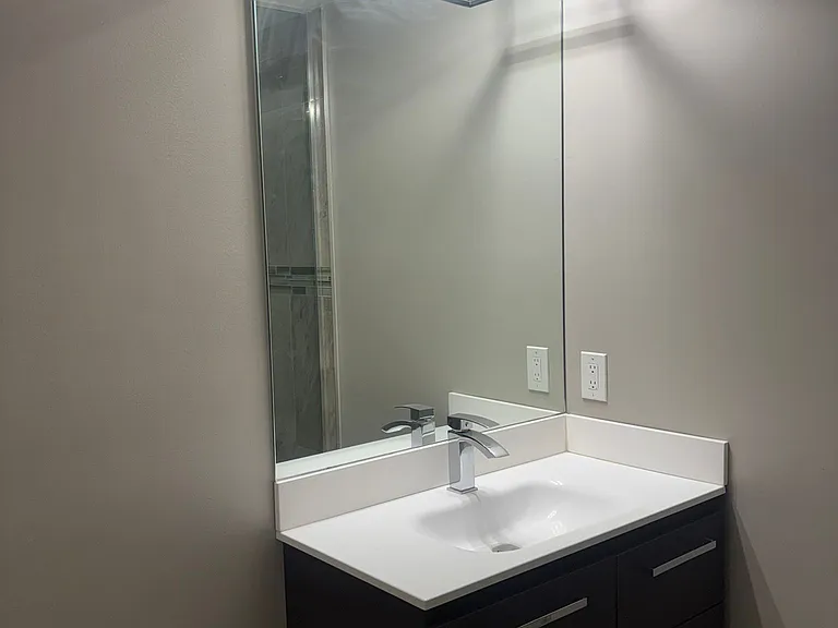 1402 Gord Vinson Ave — Photo 9