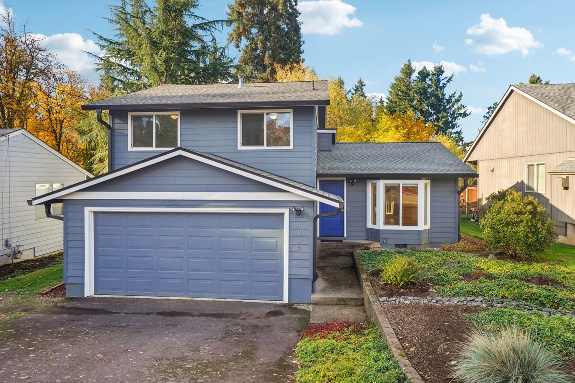 Buchanan St-S0311-001.jpg