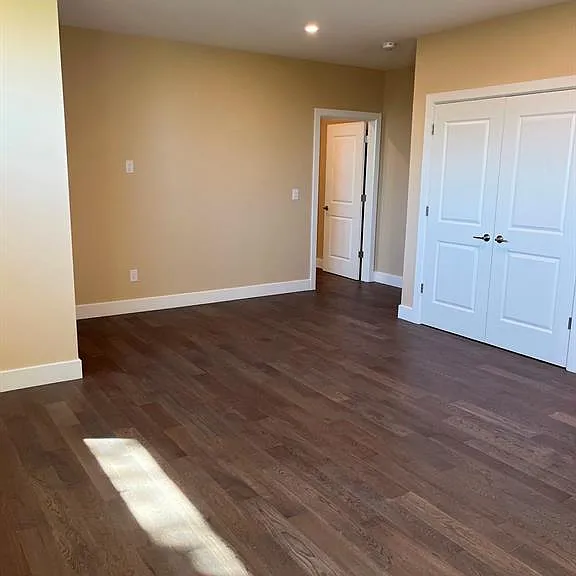 6146 Malden Rd #9 — Photo 3