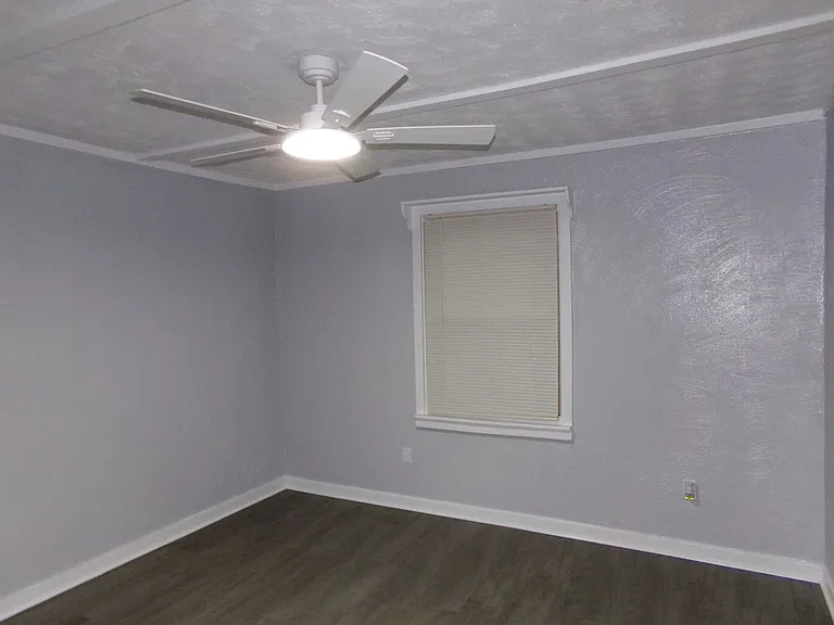 205 Miller Blvd — Photo 16