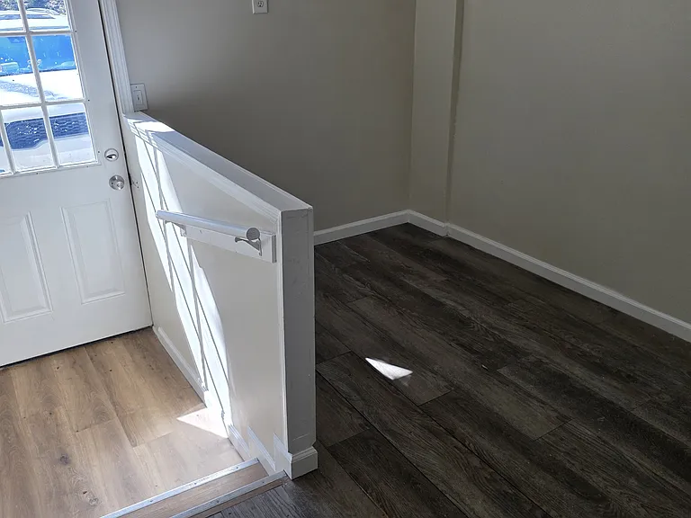 158 Parkway Dr — Photo 10