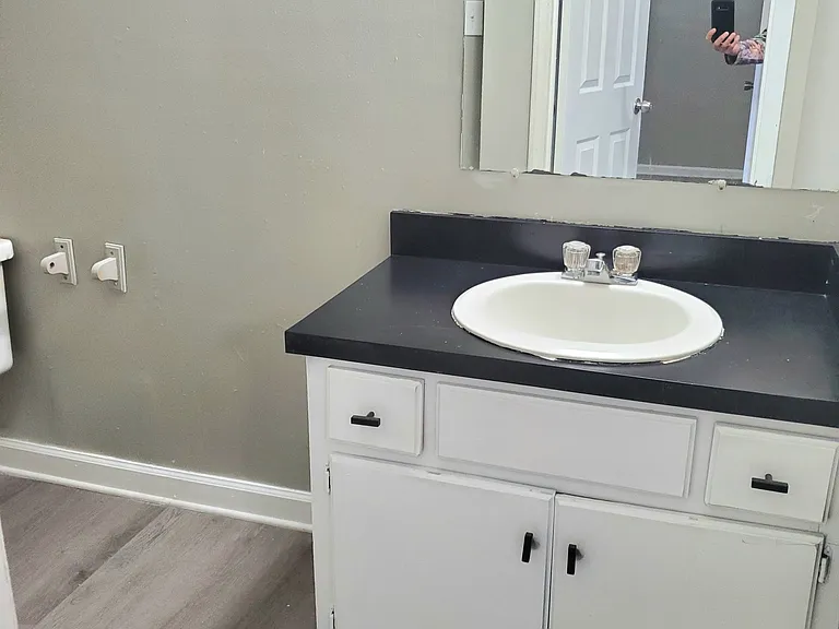 1812 London Church Rd NE #2B — Photo 8