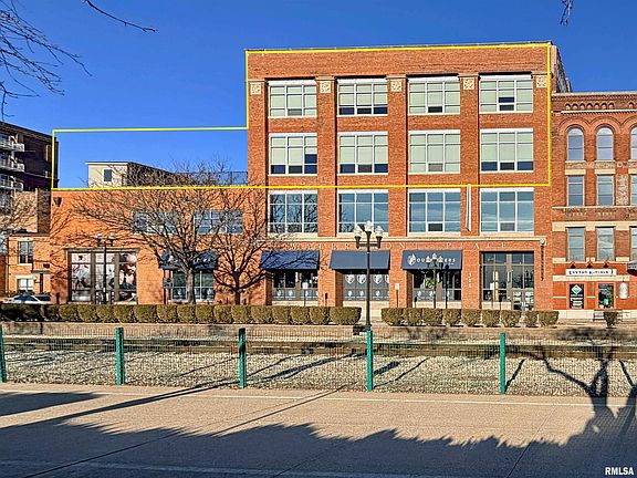 4th image of 311 SW Water St #3 & 4