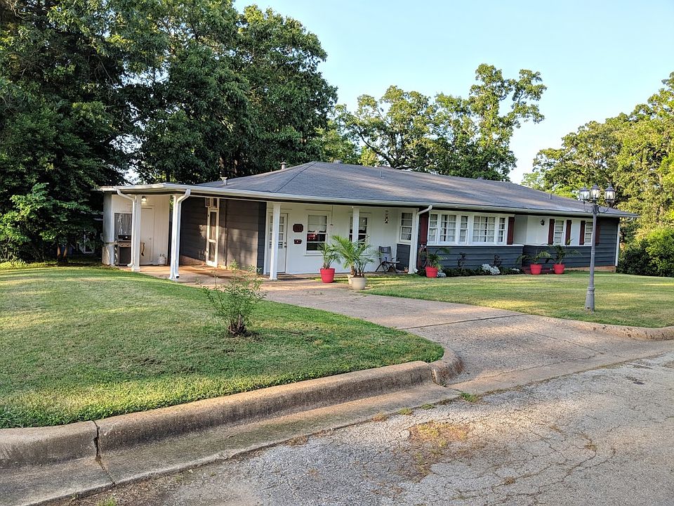 1st image of 911 Highland Dr
