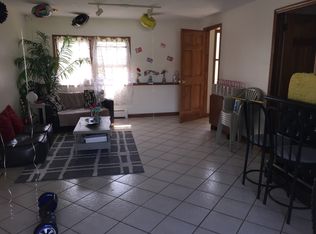 4 Linda Ln, Green Brook, NJ 08812