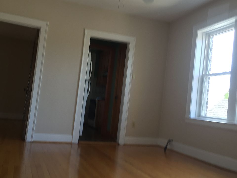 1st image of 4121 W Henderson Street # Fl 3rd