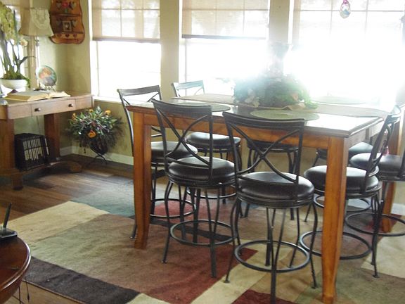 5th image of 207 County Road 596