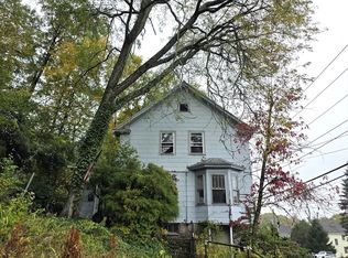 1168 Grafton St, Worcester, MA 01604