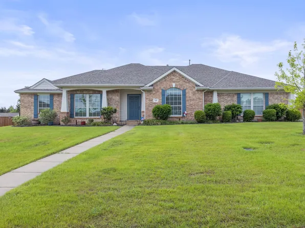 108 Clydesdale Dr, Fate, TX 75087