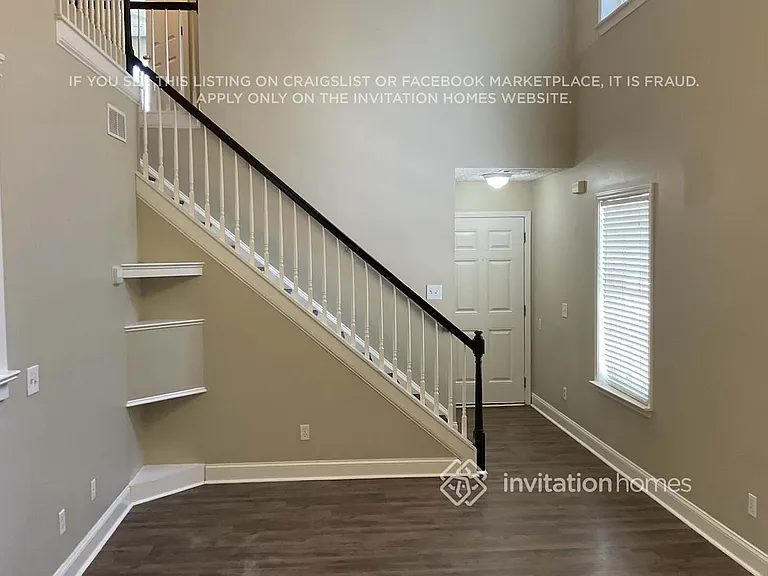 121 Nacoochee Way — Photo 2