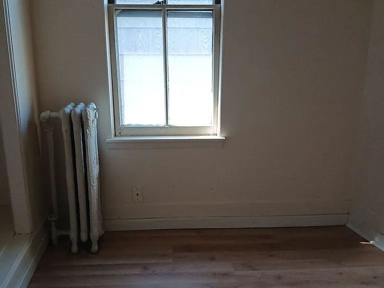 2262 S Chase Ave — Photo 7