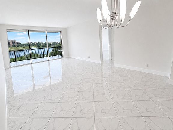 2nd image of 7076 Huntington Ln APT 608