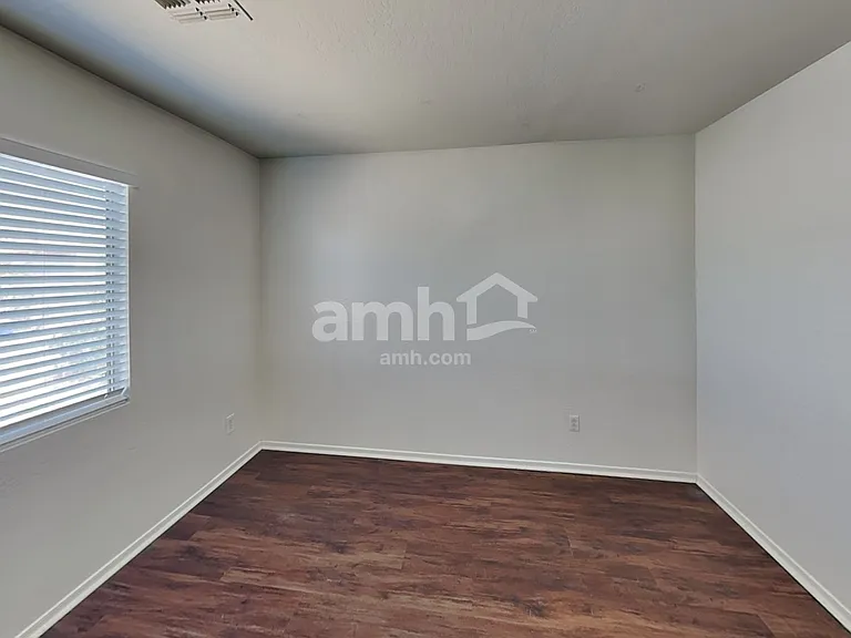 12438 W Windrose Dr — Photo 18