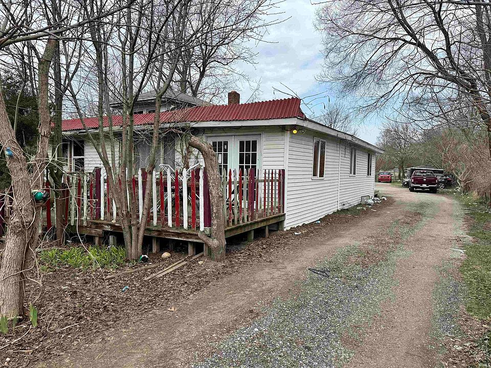 1st image of 24585 Fillmore Rd