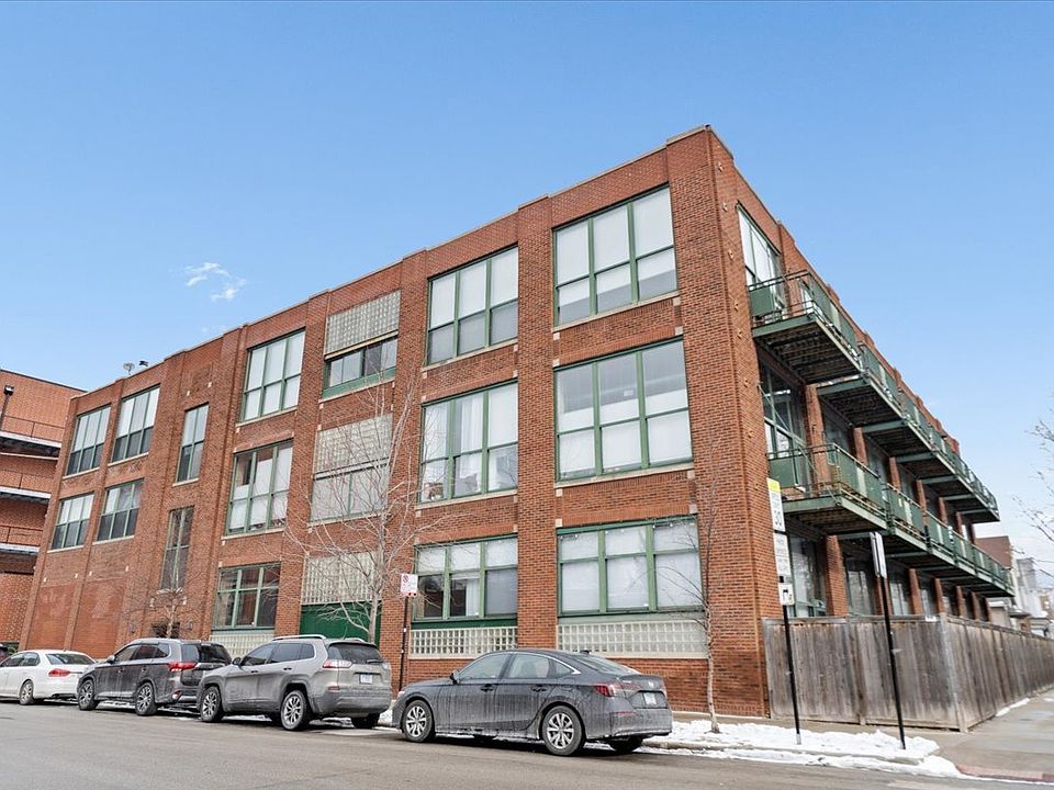1st image of 2654 W Medill Ave #205-305
