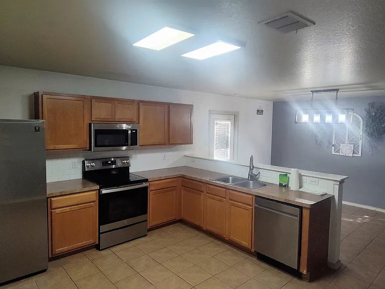 3007 Quiet Plain Dr — Photo 11