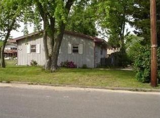 81 Fairway Dr, Tuckerton, NJ