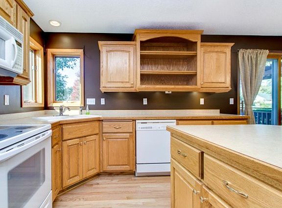 5th image of 6665 Lacasse Cir