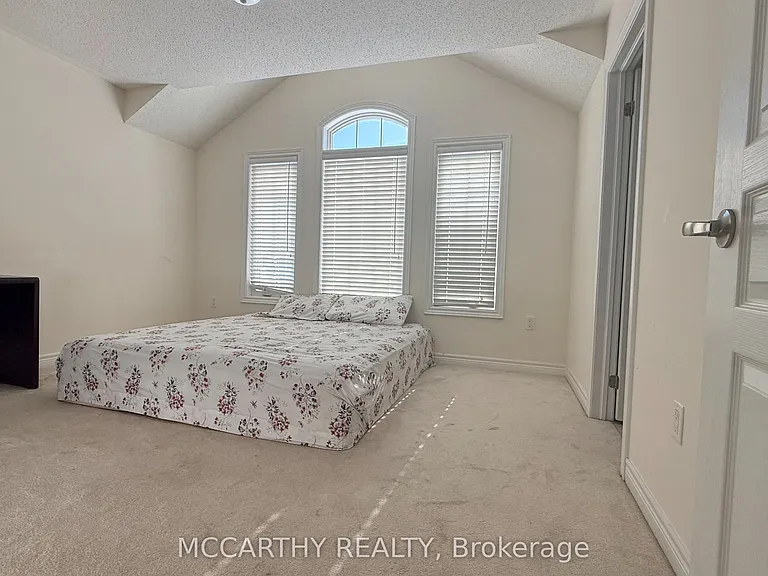 124 Johnson Dr — Photo 19