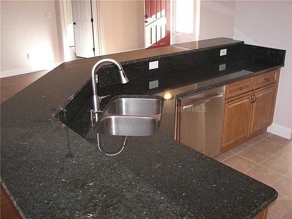 4th image of 921 Elm Forest Dr