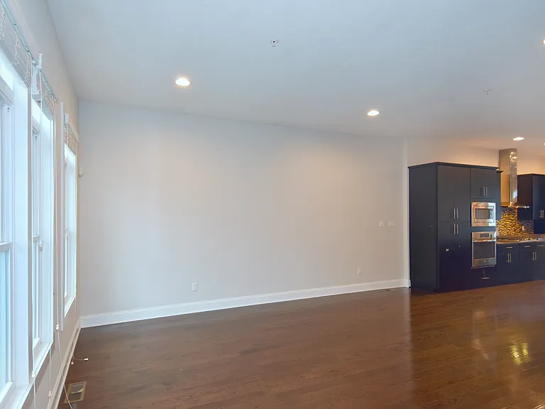 346 Osona Ln — Photo 5