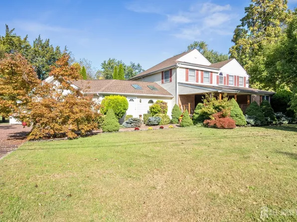 239 Mounts Mills Rd, Monroe Township, NJ 08831