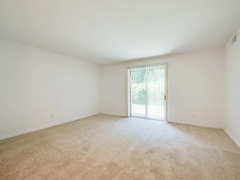 204 Rosegate Pl #STG — Photo 9