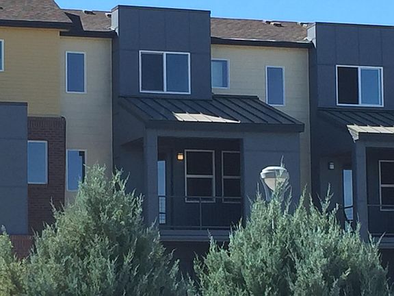 2nd story balcony off LR is fairly spacious, and private