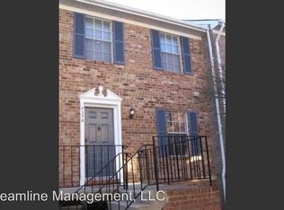 935B S Rolfe St, Arlington, VA 22204