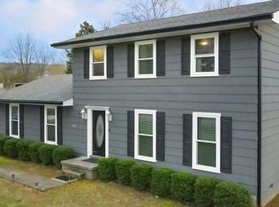 2041 Old Georgetown St NW, Cleveland, TN 37312