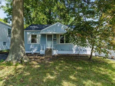 10821 Saint Francis Ln, Saint Ann, MO, 63074