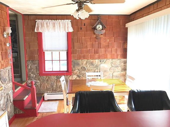 5th image of 29 Orchard Ave