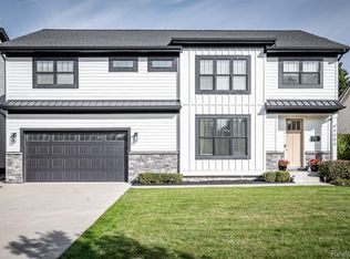 4006 Amherst Rd, Royal Oak, MI 48073