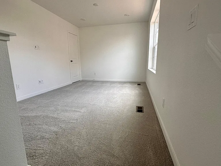 9011 Winding Glen Ln — Photo 25