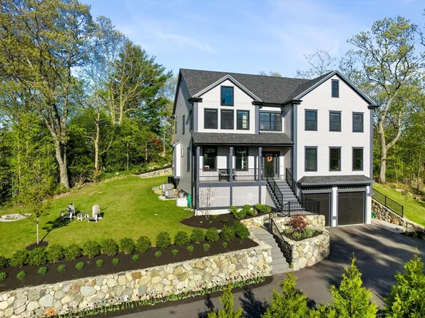 45 Hillcrest Ave, Lexington, MA 02420