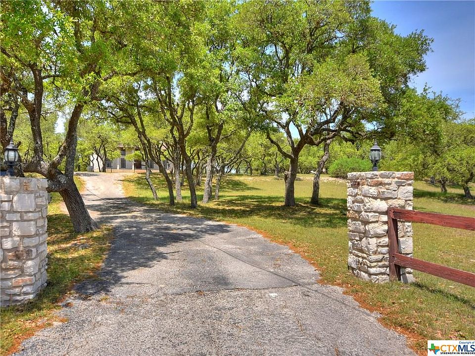 1st image of 205 Deer Creek Cir