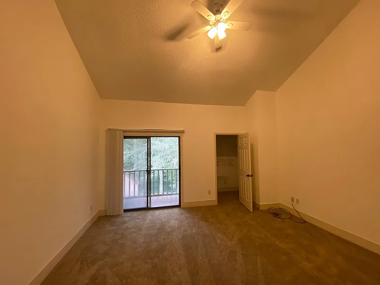 1730 Beechwood Cir N — Photo 13