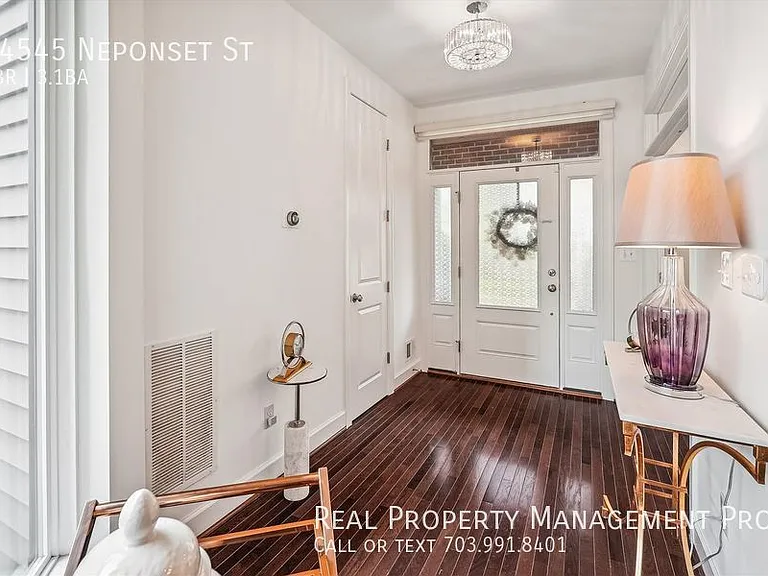 44545 Neponset St — Photo 26