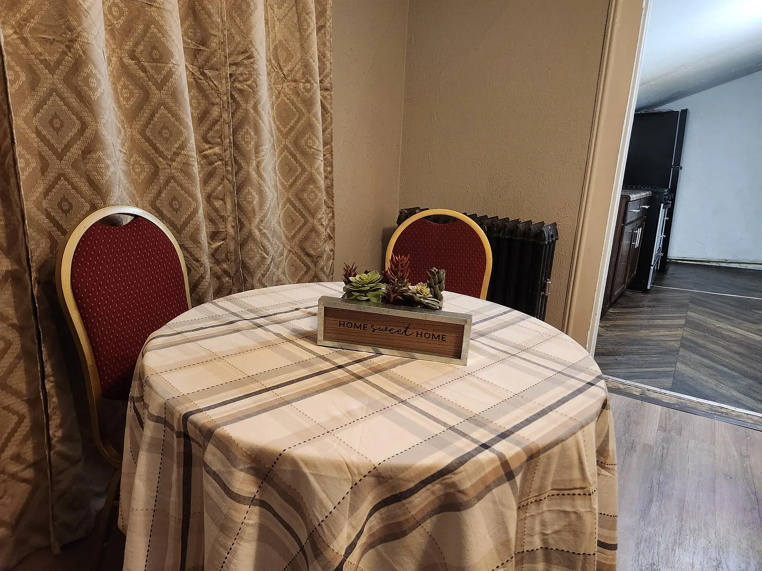 1 bed, 600 sqft, $750 — Photo 3