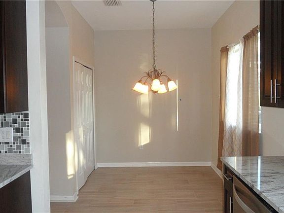4th image of 10517 Lucaya Dr